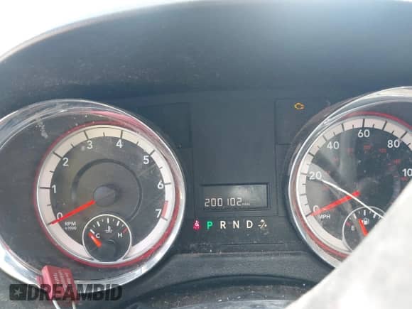 2018 Dodge Grand Caravan SE z VIN 2C4RDGBG9JR199149, wystawiony jako IAAI lot #43264774 z przebiegiem 200 102 mil mil oraz . Historia ofert i sprzedaży dostępna na DreamBid. Obrazek 7.