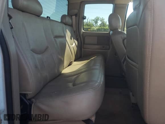 2004 GMC Sierra 1500 SLT z VIN 1GTEK19T64E137004, wystawiony jako Copart lot #66133455 z przebiegiem 232 841 mil mil oraz Szkoda całkowita • Salvage title. Historia ofert i sprzedaży dostępna na DreamBid. Obrazek 10.