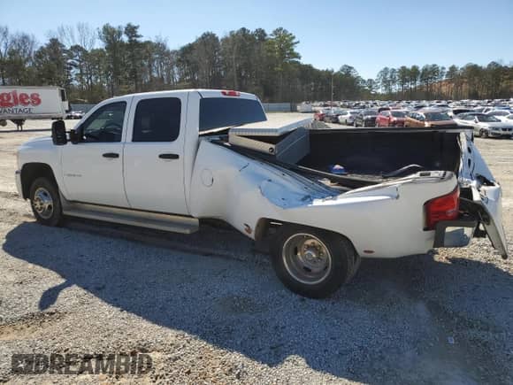 2007 Chevrolet Silverado 3500HD DRW Work Truck с VIN 1GCJC33K57F536458, выставлен на аукционе Copart как лот 46265465 с пробегом 211 752 миль миль и Списание • Salvage title. История ставок и продаж доступна на DreamBid. Изображение 2.