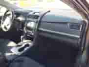 2014 Toyota Camry L z VIN 4T1BF1FK6EU330209, wystawiony jako IAAI lot #43584677 z przebiegiem 79 370 mil mil oraz . Historia ofert i sprzedaży dostępna na DreamBid. Obrazek 5.