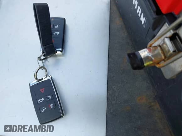 2024 Land Rover Range Rover Sport Dynamic SE с VIN SAL1L9FU7RA180295, выставлен на аукционе IAAI как лот 42350067 с пробегом 10 776 миль миль и . История ставок и продаж доступна на DreamBid. Изображение 11.