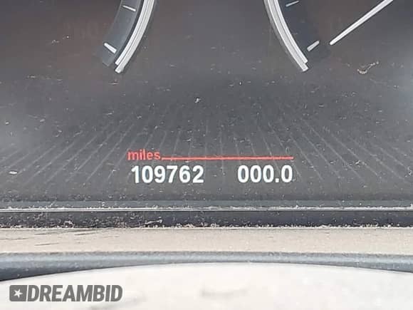 2015 BMW 5 Series 550i с VIN WBAKN9C54FD961043, выставлен на аукционе IAAI как лот 41952631 с пробегом 109 762 миль миль и . История ставок и продаж доступна на DreamBid. Изображение 14.