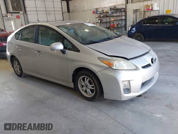 2011 Toyota Prius III with VIN JTDKN3DU4B0267637, listed as a IAAI auction lot 42907442 with 191,958 mi miles and . Bid and sale history available at DreamBid. Image 1.