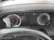 2018 Ram 1500 Night z VIN 1C6RR7MT2JS212700, wystawiony jako Copart lot #57653515 z przebiegiem Nie podano mil oraz Nie do naprawy • Non repairable. Historia ofert i sprzedaży dostępna na DreamBid. Obrazek 9.