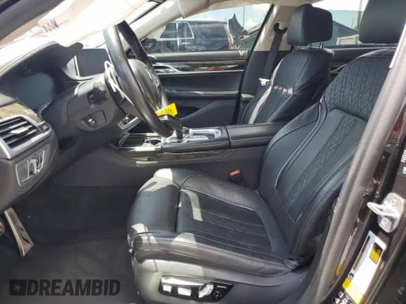2021 BMW 7 Series 750i xDrive with VIN WBA7U2C06MCE57362, listed as a Copart auction lot 66734265 with 62,482 mi miles and Salvage title. Bid and sale history available at DreamBid. Image 7.