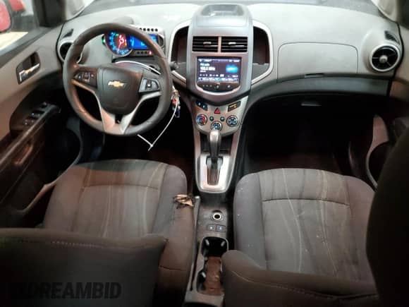 2013 Chevrolet Sonic LT с VIN 1G1JC5SH3D4118286, выставлен на аукционе Copart как лот 71283805 с пробегом 134 588 миль миль и Чистый • Clean title. История ставок и продаж доступна на DreamBid. Изображение 8.