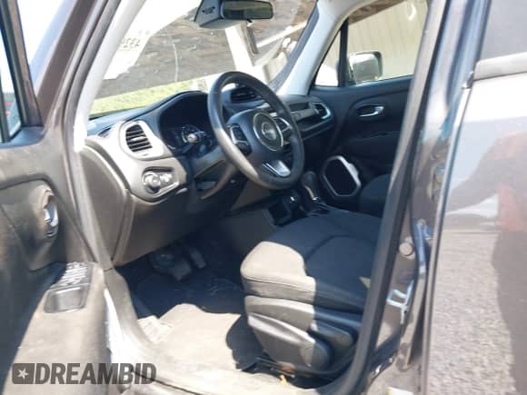 2018 Jeep Renegade Latitude with VIN ZACCJABB8JPH27476, listed as a IAAI auction lot 43292398 with 124,850 mi miles and . Bid and sale history available at DreamBid. Image 5.