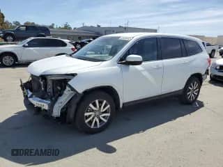 2020 Honda Pilot EX z VIN 5FNYF5H3XLB022476, wystawiony jako Copart lot #55599445 z przebiegiem 79 577 mil mil oraz Szkoda całkowita • Salvage title. Historia ofert i sprzedaży dostępna na DreamBid. Obrazek 1.