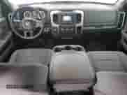 2019 Ram 1500 SLT z VIN 1C6RR7TT6KS696275, wystawiony jako Copart lot #89350575 z przebiegiem 102 342 mil mil oraz Szkoda całkowita • Salvage title. Historia ofert i sprzedaży dostępna na DreamBid. Obrazek 8.