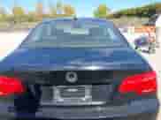 2011 BMW 3 Series 328i xDrive с VIN WBAKF5C50BE656391, выставлен на аукционе IAAI как лот 43355526 с пробегом 156 686 миль миль и . История ставок и продаж доступна на DreamBid. Изображение 16.