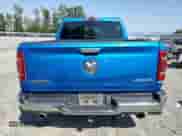 2022 Ram 1500 Laramie z VIN 1C6SRFJT6NN469492, wystawiony jako Copart lot #70012995 z przebiegiem 81 084 mil mil oraz Szkoda całkowita • Salvage title. Historia ofert i sprzedaży dostępna na DreamBid. Obrazek 6.