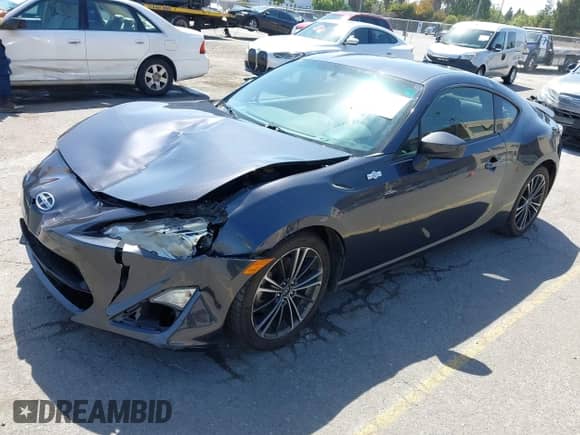 2013 Scion FR-S с VIN JF1ZNAA18D1722957, выставлен на аукционе IAAI как лот 42489839 с пробегом 170 738 миль миль и . История ставок и продаж доступна на DreamBid. Изображение 17.