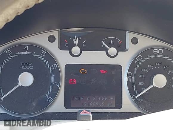 2008 Mercury Mariner with VIN 4M2CU91118KJ10501, listed as a IAAI auction lot 42459842 with Not provided miles and . Bid and sale history available at DreamBid. Image 7.