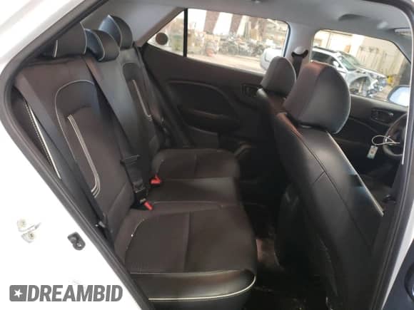 2022 Hyundai Venue Limited с VIN KMHRC8A32NU199831, выставлен на аукционе Copart как лот 52970184 с пробегом 34 436 миль миль и На запчасти • Non repairable. История ставок и продаж доступна на DreamBid. Изображение 11.