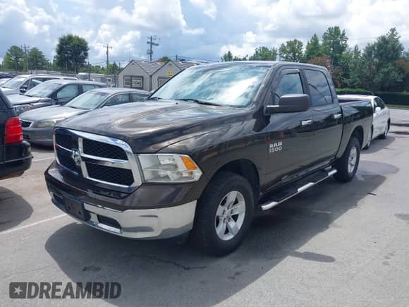 2013 Ram 1500 z VIN 1C6RR7LPXDS578669, wystawiony jako IAAI lot #42997518 z przebiegiem 176 387 mil mil oraz . Historia ofert i sprzedaży dostępna na DreamBid. Obrazek 2.