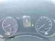 2023 Toyota Camry SE z VIN 4T1G11AK3PU791463, wystawiony jako IAAI lot #43412087 z przebiegiem 66 858 mil mil oraz . Historia ofert i sprzedaży dostępna na DreamBid. Obrazek 7.