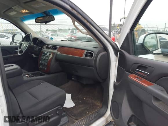2011 Chevrolet Avalanche LT с VIN 3GNTKFE32BG262086, выставлен на аукционе IAAI как лот 42480745 с пробегом 148 665 миль миль и . История ставок и продаж доступна на DreamBid. Изображение 5.