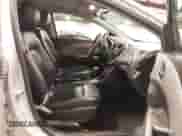 2018 Chevrolet Sonic Premier z VIN 1G1JF5SB6J4136215, wystawiony jako IAAI lot #43298299 z przebiegiem 114 910 mil mil oraz . Historia ofert i sprzedaży dostępna na DreamBid. Obrazek 5.