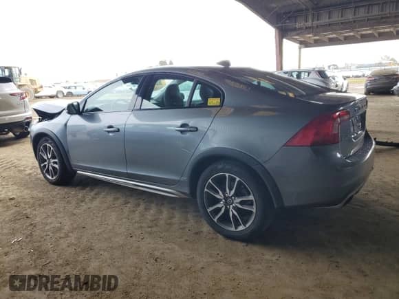 2016 Volvo S60 T5 Platinum с VIN YV4612UM9G2000798, выставлен на аукционе Copart как лот 51291625 с пробегом 79 181 миль миль и Списание • Salvage title. История ставок и продаж доступна на DreamBid. Изображение 2.