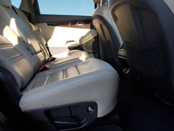 2020 Kia Sorento EX with VIN 5XYPH4A52LG704966, listed as a Copart auction lot 80616905 with 157,987 mi miles and Non repairable. Bid and sale history available at DreamBid. Image 11.