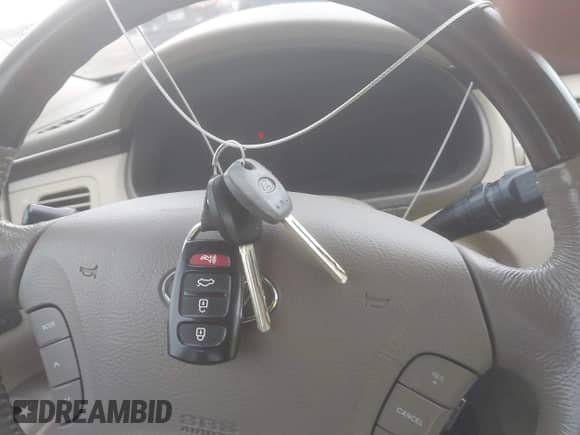2009 Hyundai Azera Limited с VIN KMHFC46F19A373801, выставлен на аукционе IAAI как лот 41481510 с пробегом 186 248 миль миль и . История ставок и продаж доступна на DreamBid. Изображение 11.