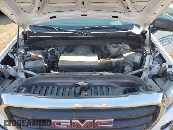 2019 GMC Sierra 1500 with VIN 1GTR9AEF2KZ370879, listed as a Copart auction lot 63045454 with 102,015 mi miles and Salvage title. Bid and sale history available at DreamBid. Image 11.