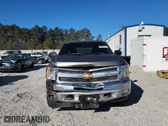 2013 Chevrolet Silverado 1500 LT z VIN 1GCRKSE74DZ262236, wystawiony jako Copart lot #86266165 z przebiegiem 176 514 mil mil oraz Szkoda całkowita • Salvage title. Historia ofert i sprzedaży dostępna na DreamBid. Obrazek 14.