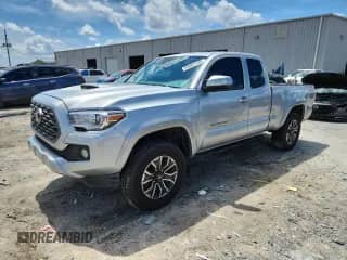 2022 Toyota Tacoma SR z VIN 3TYSZ5AN6NT091760, wystawiony jako Copart lot #63561745 z przebiegiem 61 005 mil mil oraz Szkoda całkowita • Salvage title. Historia ofert i sprzedaży dostępna na DreamBid. Obrazek 1.
