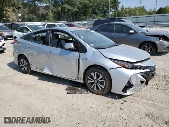 2017 Toyota Prius Premium with VIN JTDKARFP7H3004992, listed as a Copart auction lot 70219414 with 35,787 mi miles and Non repairable. Bid and sale history available at DreamBid. Image 4.