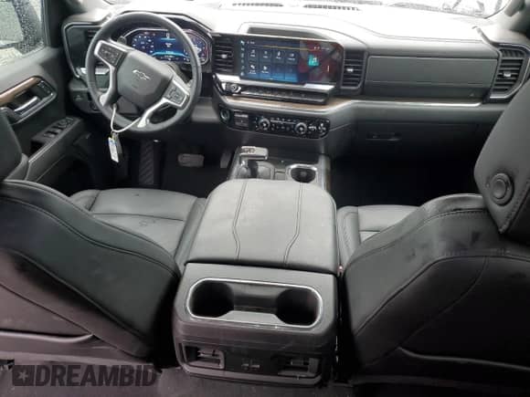 2024 Chevrolet Silverado 1500 LT Trail Boss с VIN 3GCUDFE85RG326201, выставлен на аукционе Copart как лот 58892145 с пробегом 13 187 миль миль и Списание • Salvage title. История ставок и продаж доступна на DreamBid. Изображение 8.