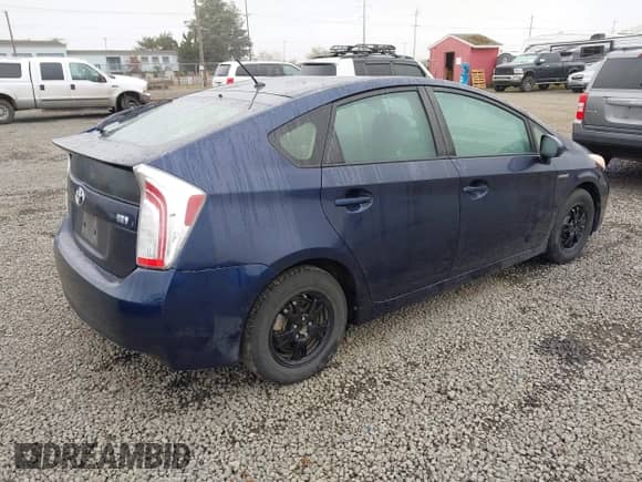 2012 Toyota Prius Three with VIN JTDKN3DU5C1595158, listed as a IAAI auction lot 43477208 with 188,101 mi miles and . Bid and sale history available at DreamBid. Image 4.