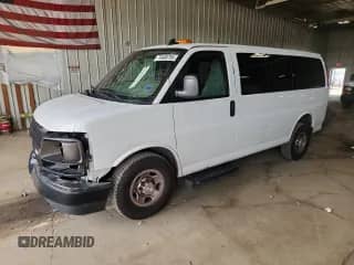 2017 Chevrolet Express Passenger LS с VIN 1GAWGEFG0H1345437, выставлен на аукционе Copart как лот 70468785 с пробегом 71 835 миль миль и Чистый • Clean title. История ставок и продаж доступна на DreamBid. Изображение 1.