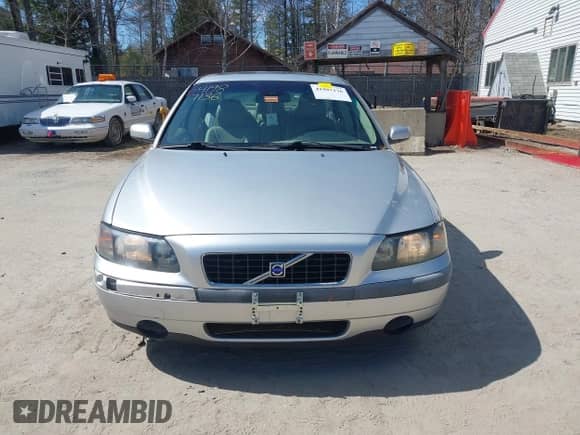 2004 Volvo S60 с VIN YV1RS61T242361425, выставлен на аукционе IAAI как лот 41987136 с пробегом 221 533 миль миль и . История ставок и продаж доступна на DreamBid. Изображение 13.