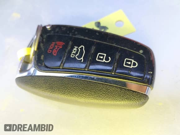 2017 Hyundai Santa Fe 2.4L z VIN 5NMZUDLB3HH029892, wystawiony jako IAAI lot #43049357 z przebiegiem 107 077 mil mil oraz . Historia ofert i sprzedaży dostępna na DreamBid. Obrazek 11.
