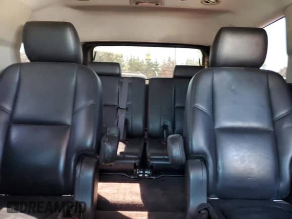 2011 Chevrolet Tahoe LTZ with VIN 1GNSKCE08BR225673, listed as a Copart auction lot 82283985 with 108,396 mi miles and Salvage title. Bid and sale history available at DreamBid. Image 10.