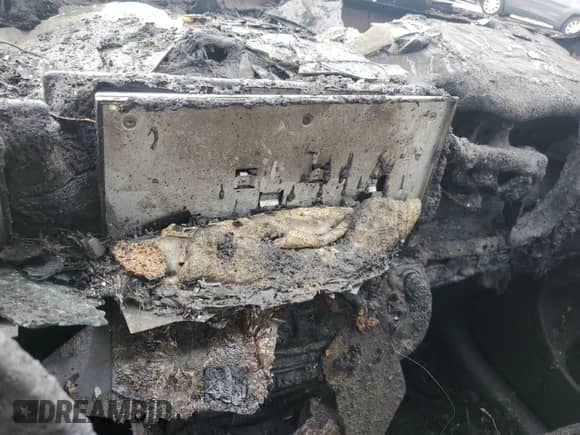 2024 Hyundai Kona Limited z VIN KM8HE3A61RU014581, wystawiony jako Copart lot #54228165 z przebiegiem Nie podano mil oraz Nie do naprawy • Non repairable. Historia ofert i sprzedaży dostępna na DreamBid. Obrazek 9.