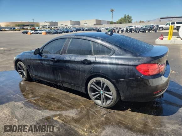 2015 BMW 4 Series 428i xDrive z VIN WBA4C9C58FD331363, wystawiony jako Copart lot #68419145 z przebiegiem 112 071 mil mil oraz Czysty tytuł • Clean title. Historia ofert i sprzedaży dostępna na DreamBid. Obrazek 2.