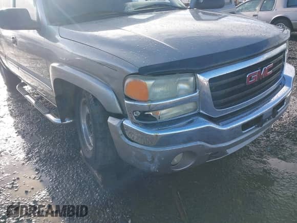 2003 GMC Sierra 1500 SLE с VIN 2GTEK19T631100244, выставлен на аукционе IAAI как лот 41192558 с пробегом Не указан миль и . История ставок и продаж доступна на DreamBid. Изображение 6.