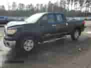 2012 Toyota Tundra z VIN 5TFRU5F19CX026827, wystawiony jako Copart lot #43980285 z przebiegiem 134 060 mil mil oraz Szkoda całkowita • Salvage title. Historia ofert i sprzedaży dostępna na DreamBid. Obrazek 1.