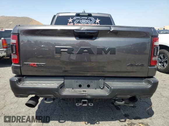 2023 Ram 1500 TRX z VIN 1C6SRFU96PN559454, wystawiony jako Copart lot #61220505 z przebiegiem 13 201 mil mil oraz Szkoda całkowita • Salvage title. Historia ofert i sprzedaży dostępna na DreamBid. Obrazek 6.