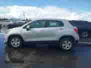 2018 Chevrolet Trax LS с VIN 3GNCJKSB6JL362480, выставлен на аукционе IAAI как лот 43306000 с пробегом 87 319 миль миль и . История ставок и продаж доступна на DreamBid. Изображение 14.