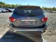 2019 Nissan Pathfinder S z VIN 5N1DR2MMXKC604085, wystawiony jako Copart lot #84703505 z przebiegiem 102 500 mil mil oraz Szkoda całkowita • Salvage title. Historia ofert i sprzedaży dostępna na DreamBid. Obrazek 6.