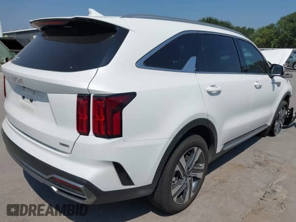 2023 Kia Sorento SX Prestige с VIN KNDRKDLG2P5170701, выставлен на аукционе IAAI как лот 42318889 с пробегом 16 084 миль миль и . История ставок и продаж доступна на DreamBid. Изображение 4.