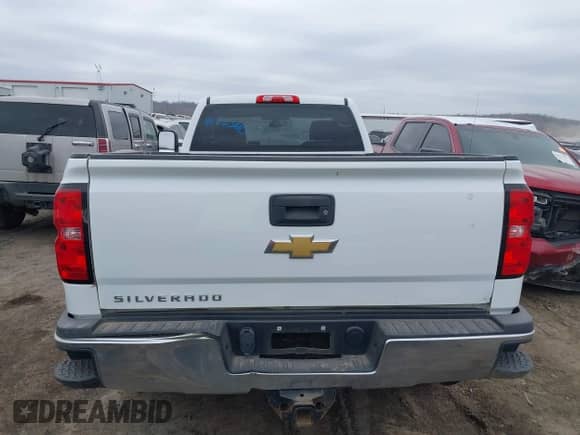 2017 Chevrolet Silverado 2500HD Work Truck z VIN 1GC0KUEG7HZ253590, wystawiony jako IAAI lot #41691492 z przebiegiem 167 457 mil mil oraz . Historia ofert i sprzedaży dostępna na DreamBid. Obrazek 17.