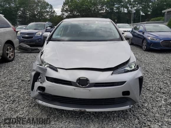 2020 Toyota Prius L Eco with VIN JTDKARFU1L3110448, listed as a Copart auction lot 62989195 with 121,975 mi miles and Salvage title. Bid and sale history available at DreamBid. Image 5.