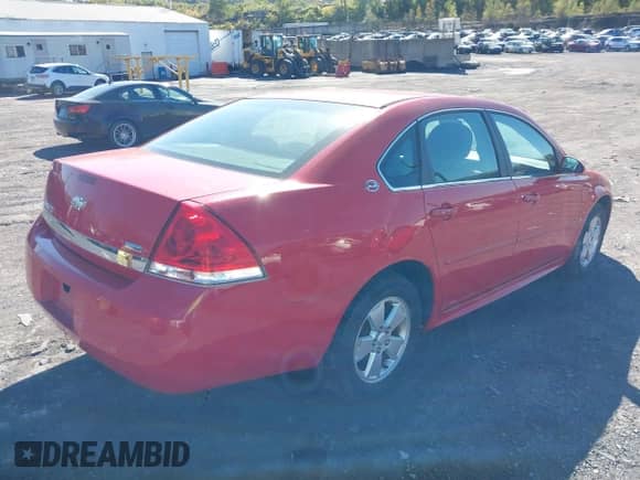 2009 Chevrolet Impala LT z VIN 2G1WT57K391141838, wystawiony jako IAAI lot #43386582 z przebiegiem 151 148 mil mil oraz . Historia ofert i sprzedaży dostępna na DreamBid. Obrazek 4.