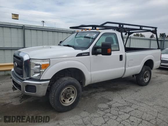 2015 Ford F-250 XL z VIN 1FTBF2B69FED64546, wystawiony jako Copart lot #85717715 z przebiegiem 105 497 mil mil oraz Czysty tytuł • Clean title. Historia ofert i sprzedaży dostępna na DreamBid. Obrazek 1.