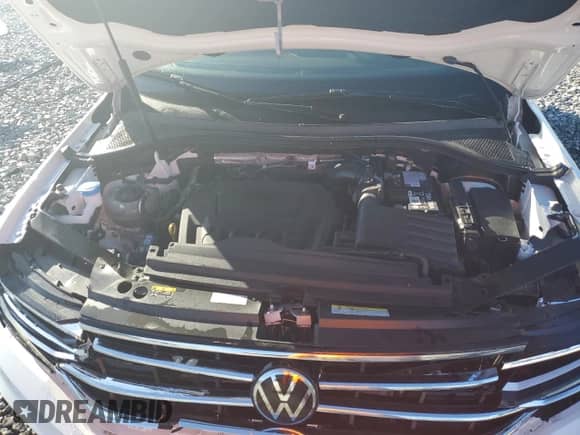 2024 Volkswagen Tiguan S с VIN 3VVRB7AX4RM208190, выставлен на аукционе Copart как лот 87431665 с пробегом 8 938 миль миль и На запчасти • Non repairable. История ставок и продаж доступна на DreamBid. Изображение 11.