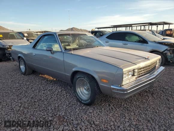 1983 Chevrolet El Camino с VIN 1GCCW80H1DR150636, выставлен на аукционе Copart как лот 85873984 с пробегом 56 394 миль миль и Чистый • Clean title. История ставок и продаж доступна на DreamBid. Изображение 4.