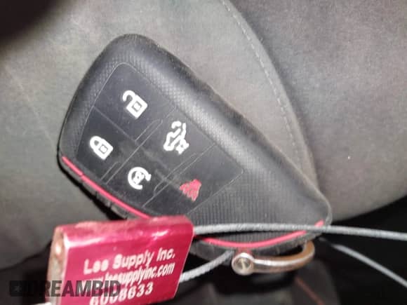 2022 Chevrolet Silverado 1500 RST z VIN 1GCUDEET0NZ644607, wystawiony jako IAAI lot #41614044 z przebiegiem 56 524 mil mil oraz . Historia ofert i sprzedaży dostępna na DreamBid. Obrazek 11.